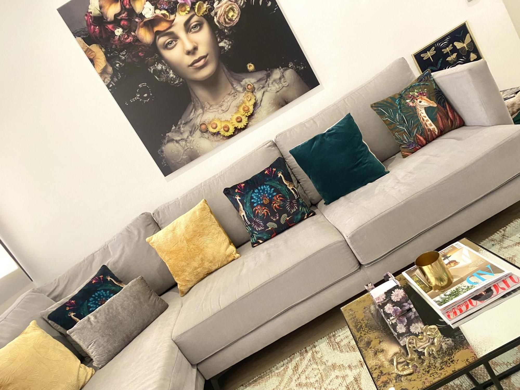 Barcelona Chic Apartments- Free Parking - 10 Min From Bcn City Centre By Metro Экстерьер фото